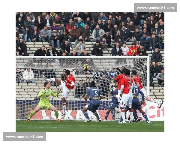 欧洲赛场西班牙迎战芬兰强强对话焦点之夜前瞻分析战术博弈与胜负走向解读 欧洲赛场西班牙迎战芬兰强强对话焦点之夜前瞻分析战术博弈与胜负走向解读