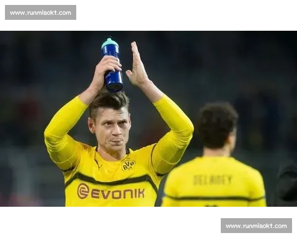 欧冠焦点战埃因霍温主场迎战热刺争夺出线权巅峰对决谁能胜出今晚