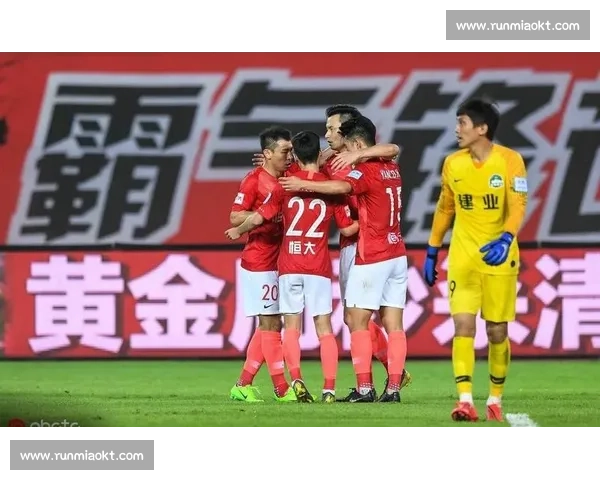 足协杯焦点战恒大迎战华夏幸福新老力量正面碰撞前景引关注